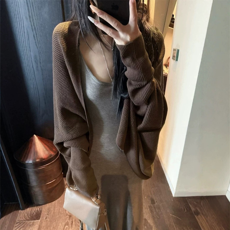 2026 new style wool washed lazy bat-sleeve sweater jacket paired with a loose knitted cardigan long-sleeve top