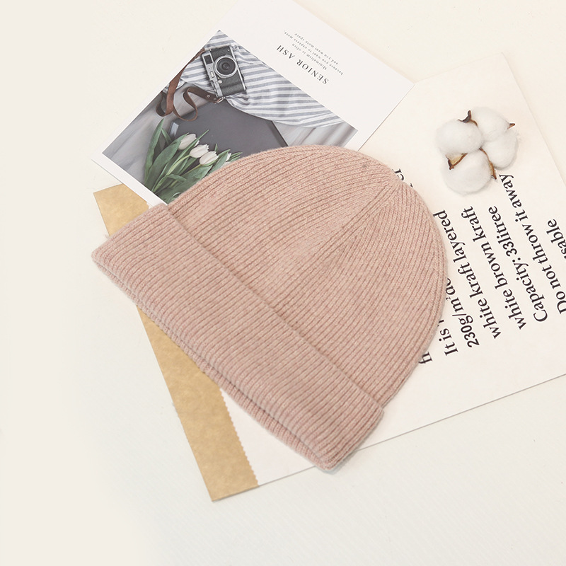 Estilo coreano de moda todo fósforo de color sólido sombrero de punto de una sola capa cómodo sombrero de lana suave y rizado otoño e invierno hombres y mujeres mismo cálido