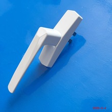 �����X�T��������60�̓�ƽ�_�ϑ҂��ӈ��ִ������ְ��փ��c�i