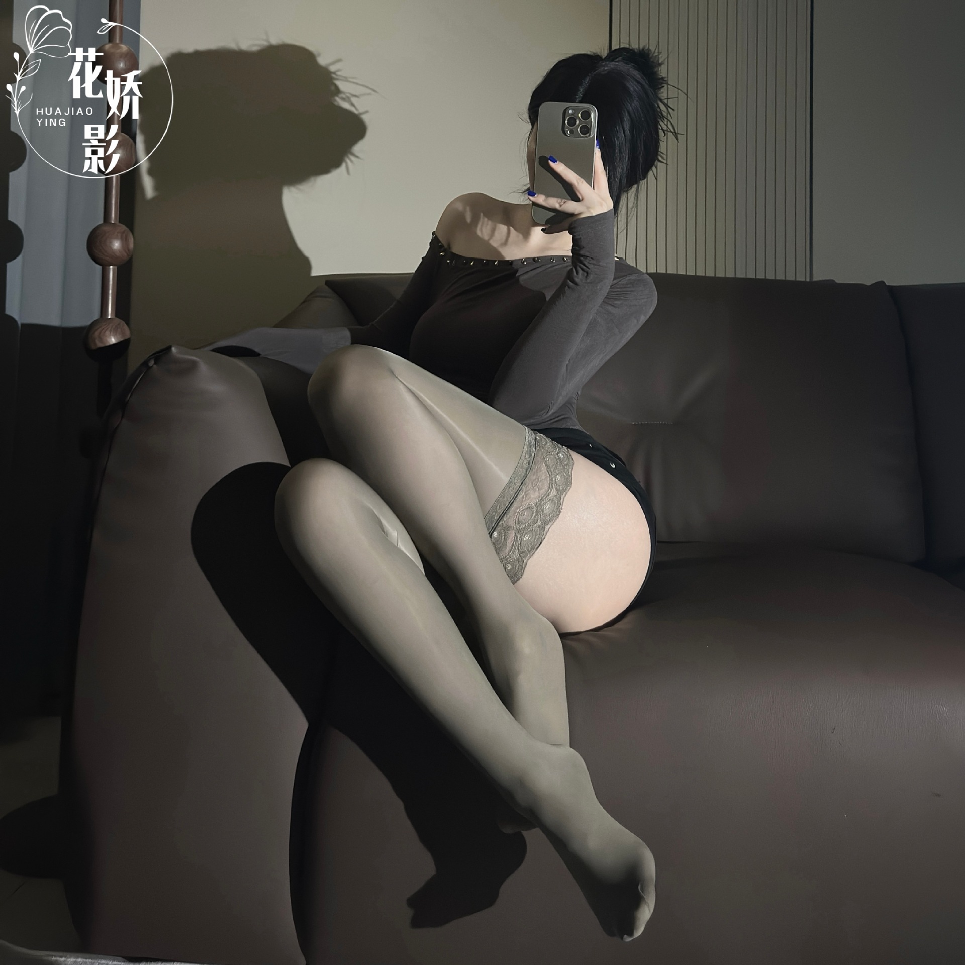 Huajiaoying dark style lace half stockings women's glossy horse oil non-slip over-the-knee stockings stockings that can be worn outside without taking off