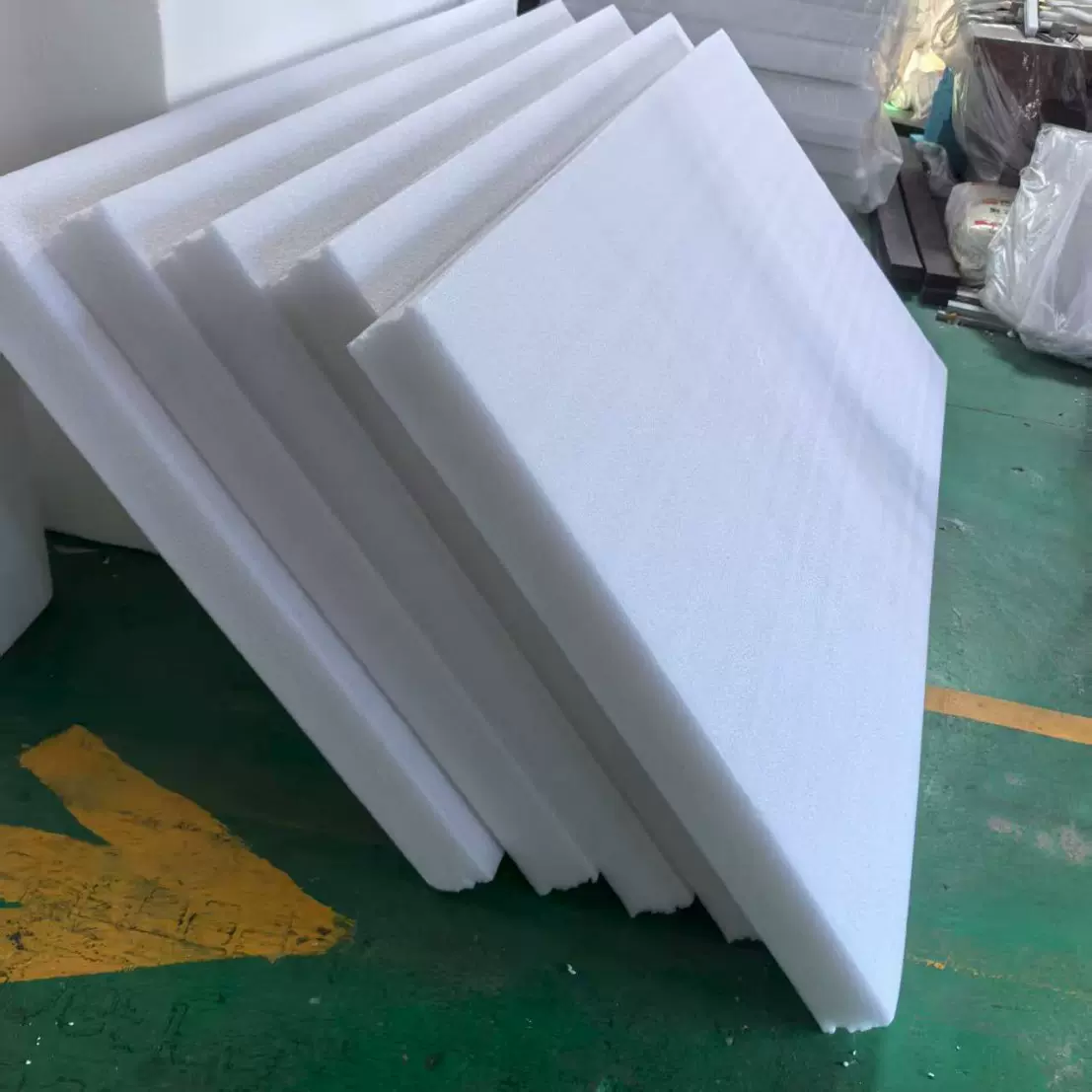 epe珍珠棉泡沫板1*2米防震包装材料填充棉包装材料珍珠棉片材批发