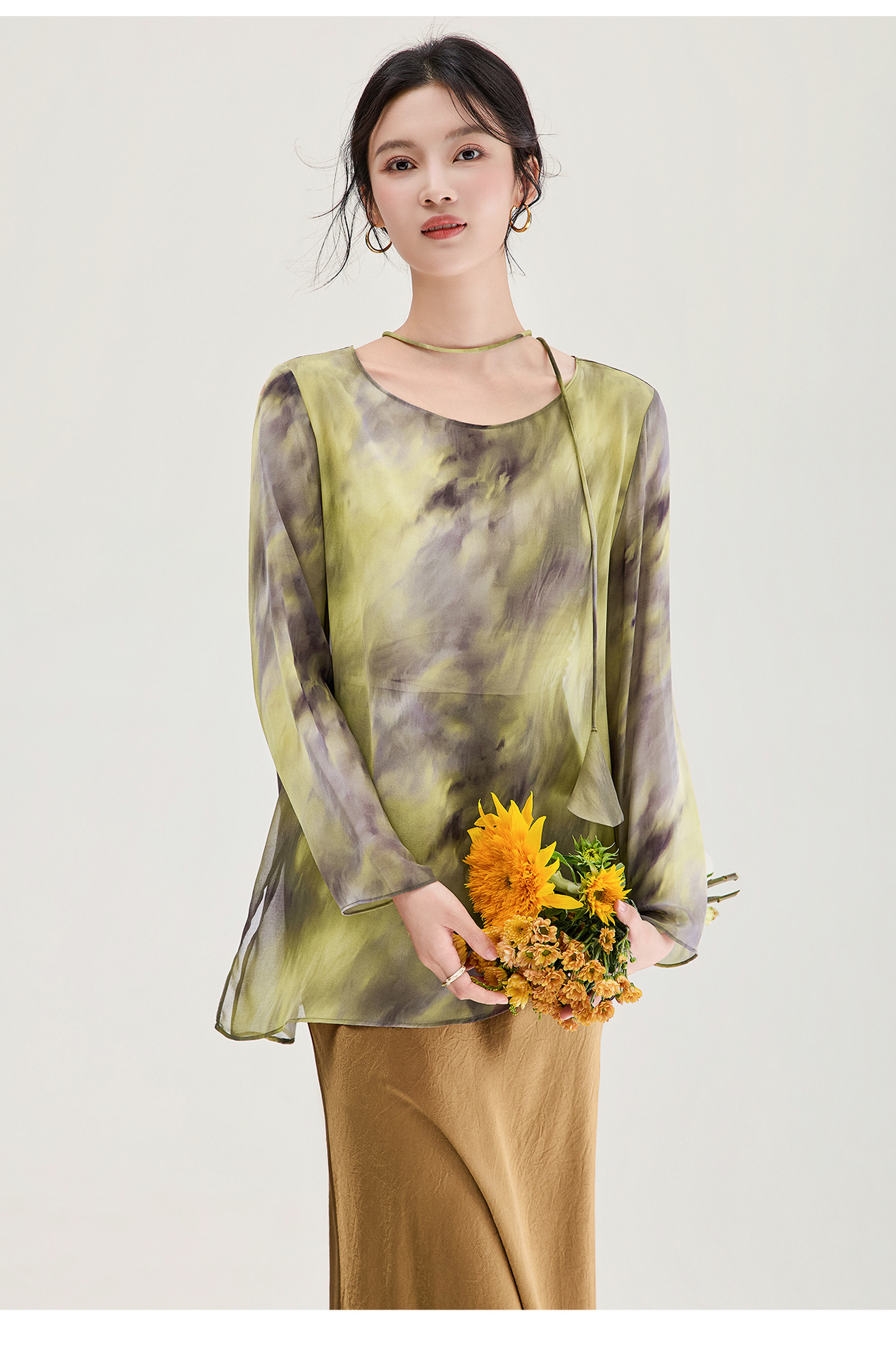 Áo sơ mi nữ chất liệu voan mỏng nhẹ, họa tiết in không đều, tay ngắn mùa hè — Trang chủ chi tiết 25