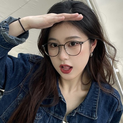 Ultra-Light Tea Color Prescription Glasses for Women - Natural Look, Ideal for Large Faces, Slimming Effect, Suitable for Astigmatism, Round Frame