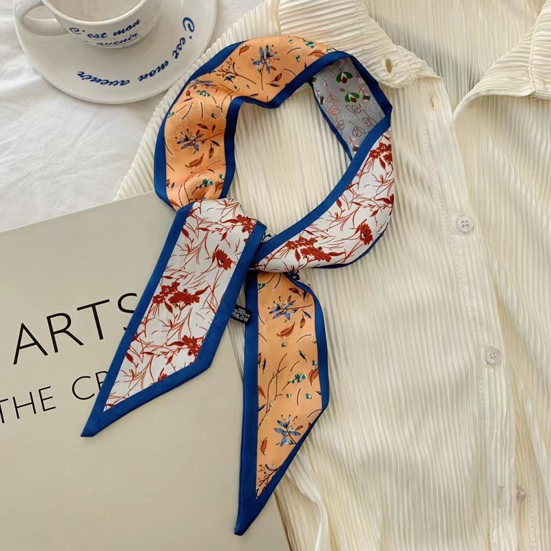 красный цветочный*