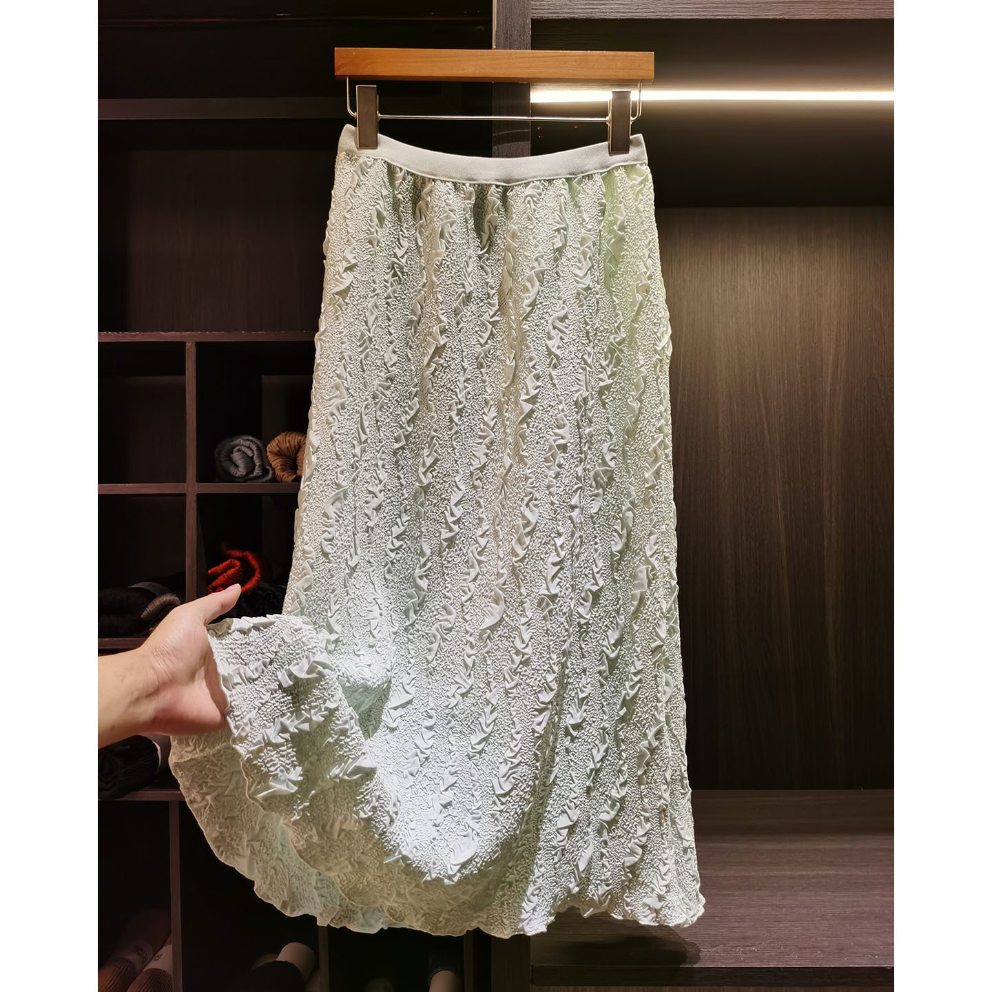 Xanh lá cây nhạtcolor