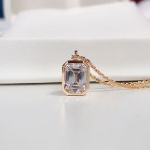 A generation of 925 silver rose gold necklace arm set 2 karat emerald fashion jewelry necklace 18K gold necklace