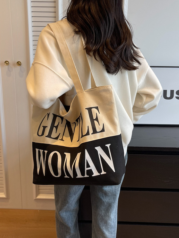 日本のキャンバスバッグの大容量の女性のアルファベットのカジュアルな手提げ袋の学生の授業に参加します。|undefined