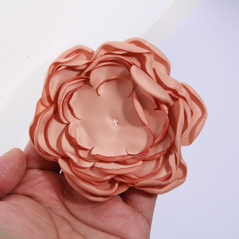 다크 브라운 다크 브라운