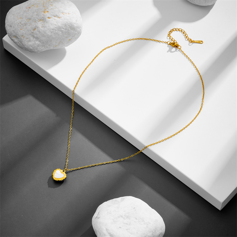 Heart Shape Pattern Women'S Gender Plating, Inlay Design Wholesale Jewelry INS Style Sweet Heart Shape Titanium Steel Rhinestones Shell 18K Gold Plated PVD Coated Plating Inlay Earrings Necklace