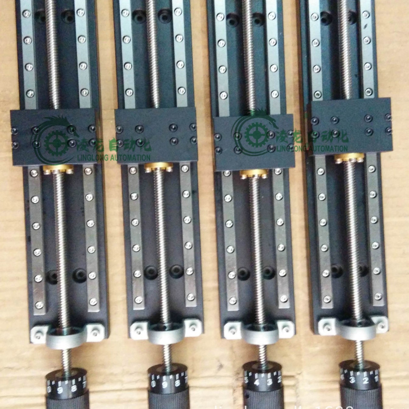 ��ǹ��̨ ���ӻ�̨ ����ǹ��е��̨ģ�� �����豸��ǹ�ξ�