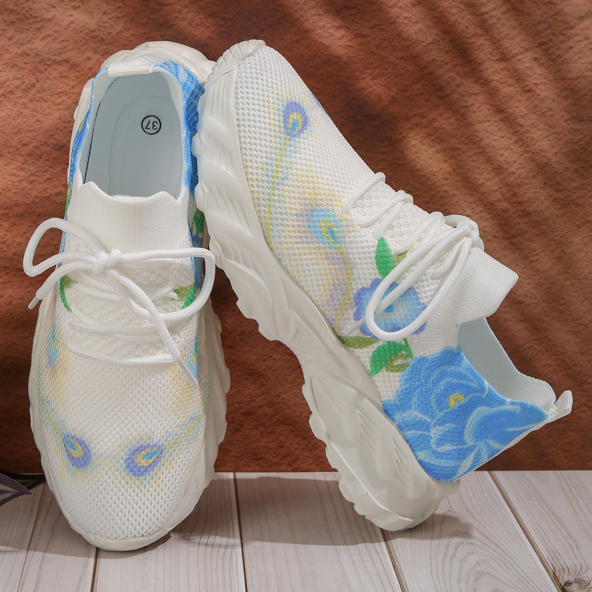 Suole arcobaleno nuovo colore moda femminile con una corrispondenza completa di scarpe sportive casual scarpe da donna in rete_voghion.com