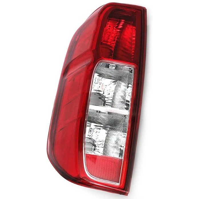 Aplicable a la luz de freno trasera de Nissan Picana NAVARA 09 D40 Luz de dirección