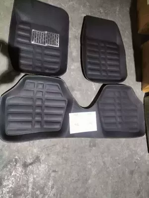 Amazon Foreign Trade Export Car Universal Foot Pad - universal-black-one-piece