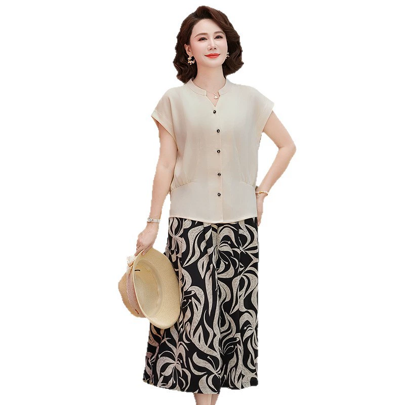 Summer set, with short sleeve, loose fit