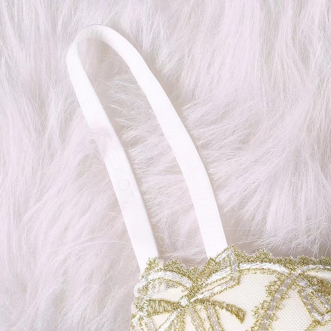 Novo conjunto de sutiã bordado feminino 2023_voghion.com