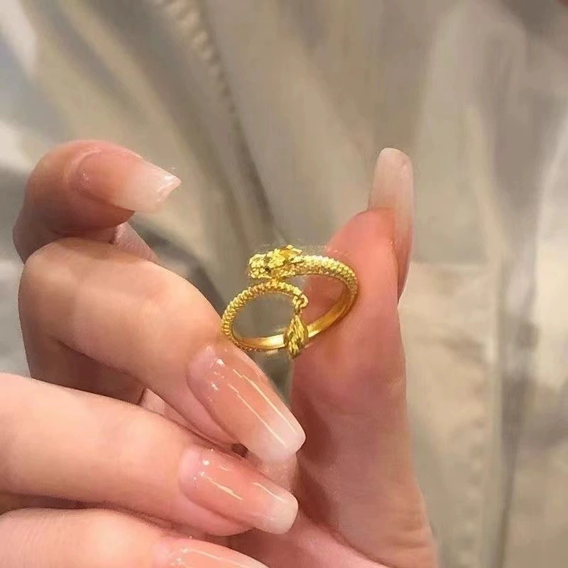 П fashionable ring with zircon?