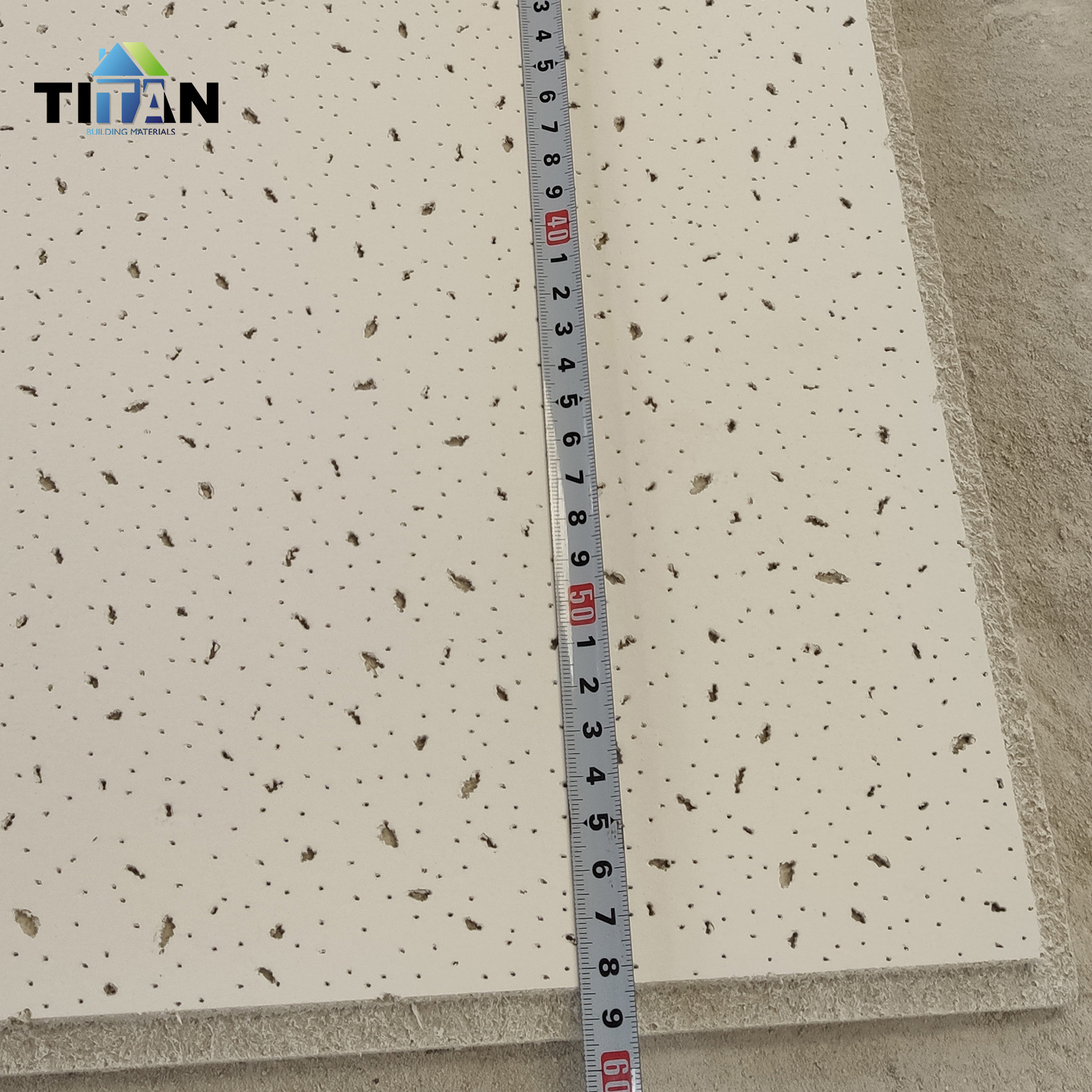 Laca de lana mineral de techo resistente a la depresión ligera 600*600*14mm oruga plana