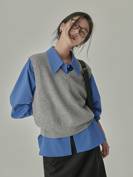 Autumn retro blue design shirt