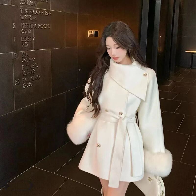 New Style Fur-Sleeved Coat with Waist-Cinching Belt, Autumn Mid-Length Woolen Coat, High-End Loose-Fitting Women's White Coat