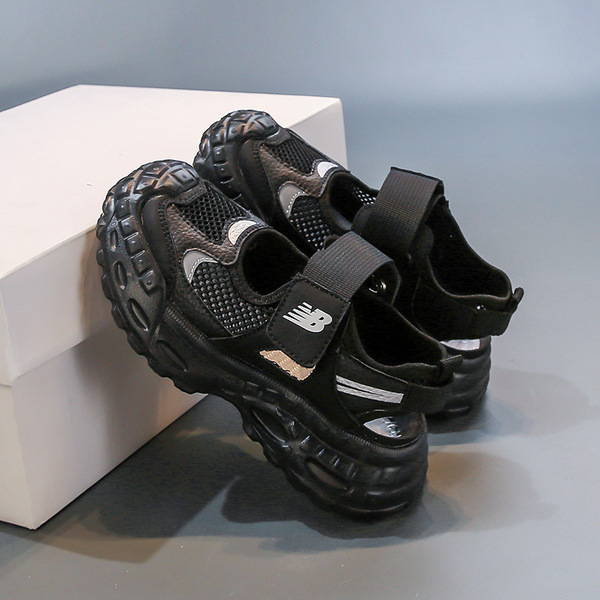 Universal children's breathable fashionable sports casual sneakers