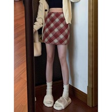 毛呢半身裙2025新款女春秋季红色格子a字显瘦高腰包臀短裙小个子