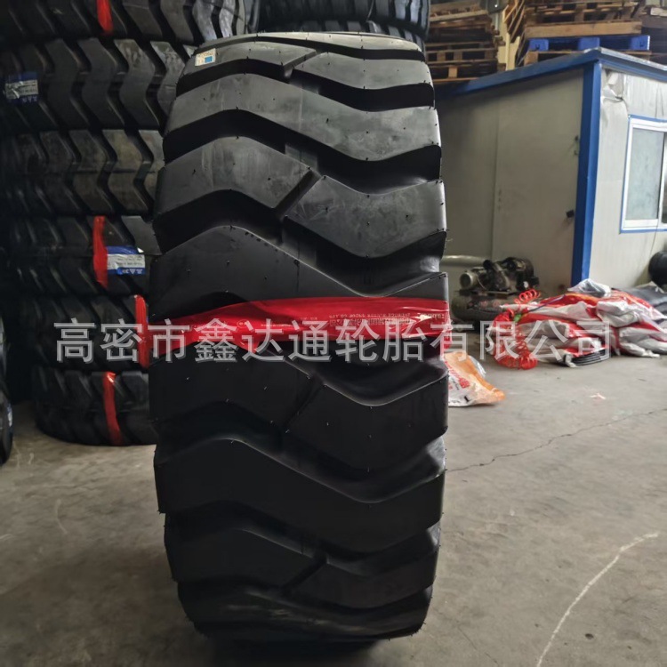 60铲车装载机26.5-25L3 E3花纹尼龙工程机械轮胎 26.5-25