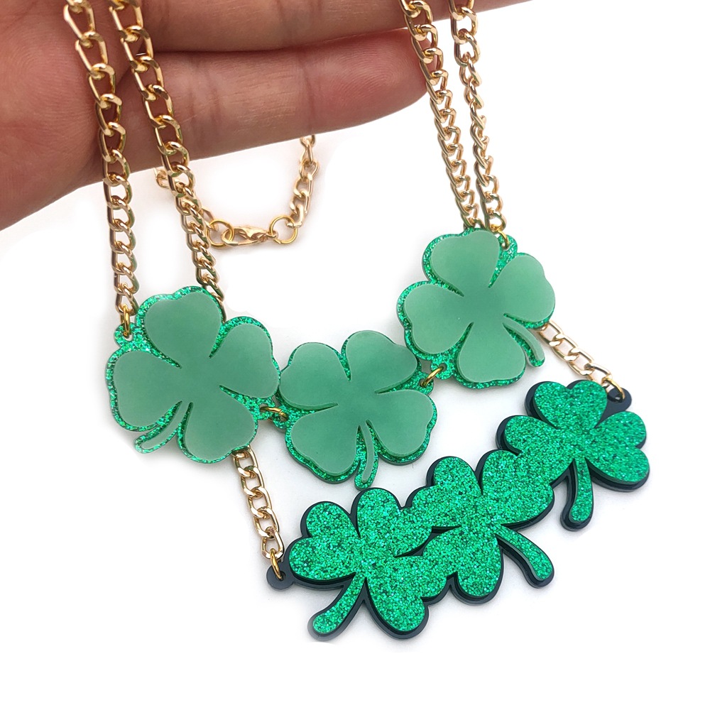 Colar com pingente de trevo st. patrick para mulher verde_voghion.com
