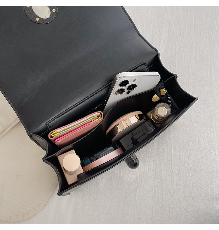 Piccola borsa a tracolla quadrata con catena borsa elegante_voghion.com
