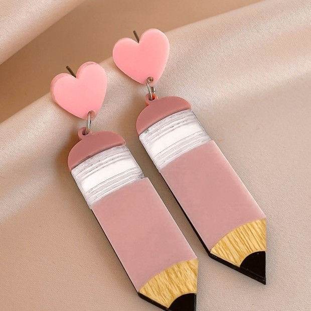 Pendientes de suministro de mercado nocturno de agujas de plata Pendientes de moda coreana en vivo Pendientes de estilo caliente Pendientes de lujo ligero Mujeres de alta gama