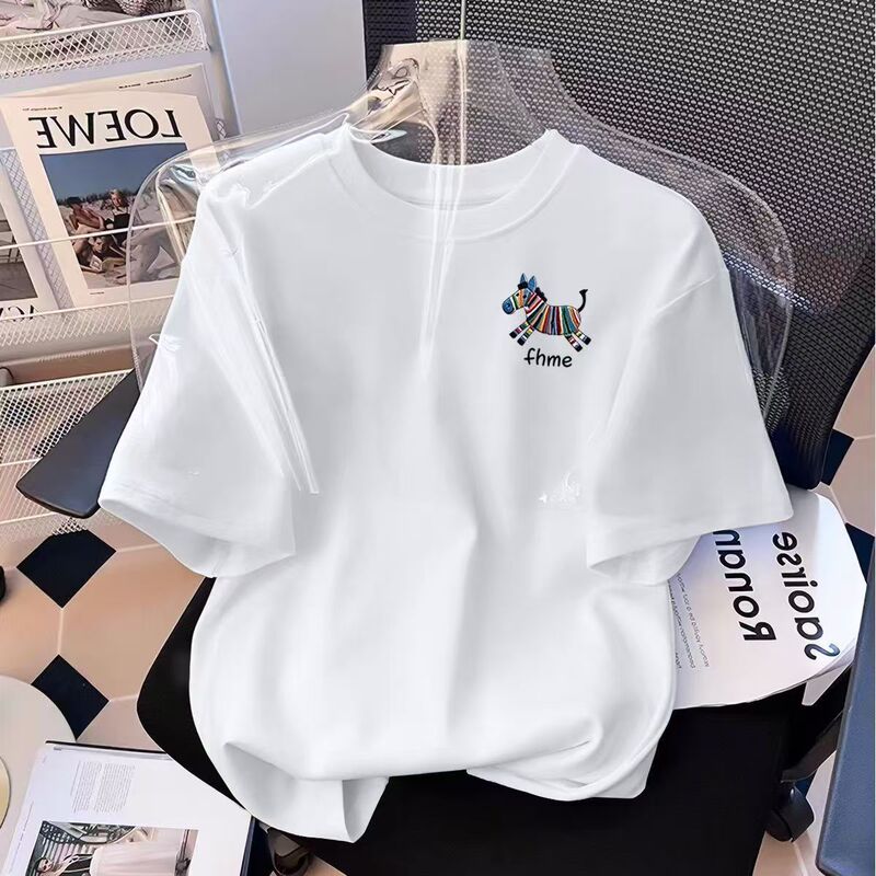 Pure Cotton Short-Sleeve Women's T-Shirt for Summer, Regular Shoulder Fit, Burgundy, Fashionable Casual Heavy-Duty Loose Women's T-Shirt, Short-Sleeve Women's Clothing Pure Cotton Short-Sleeve Women's T-Shirt for Summer, Regular Shoulder Fit, Burgundy, Fashionable Casual Heavy-Duty Loose Women's T-Shirt, Short-Sleeve Women's Clothing