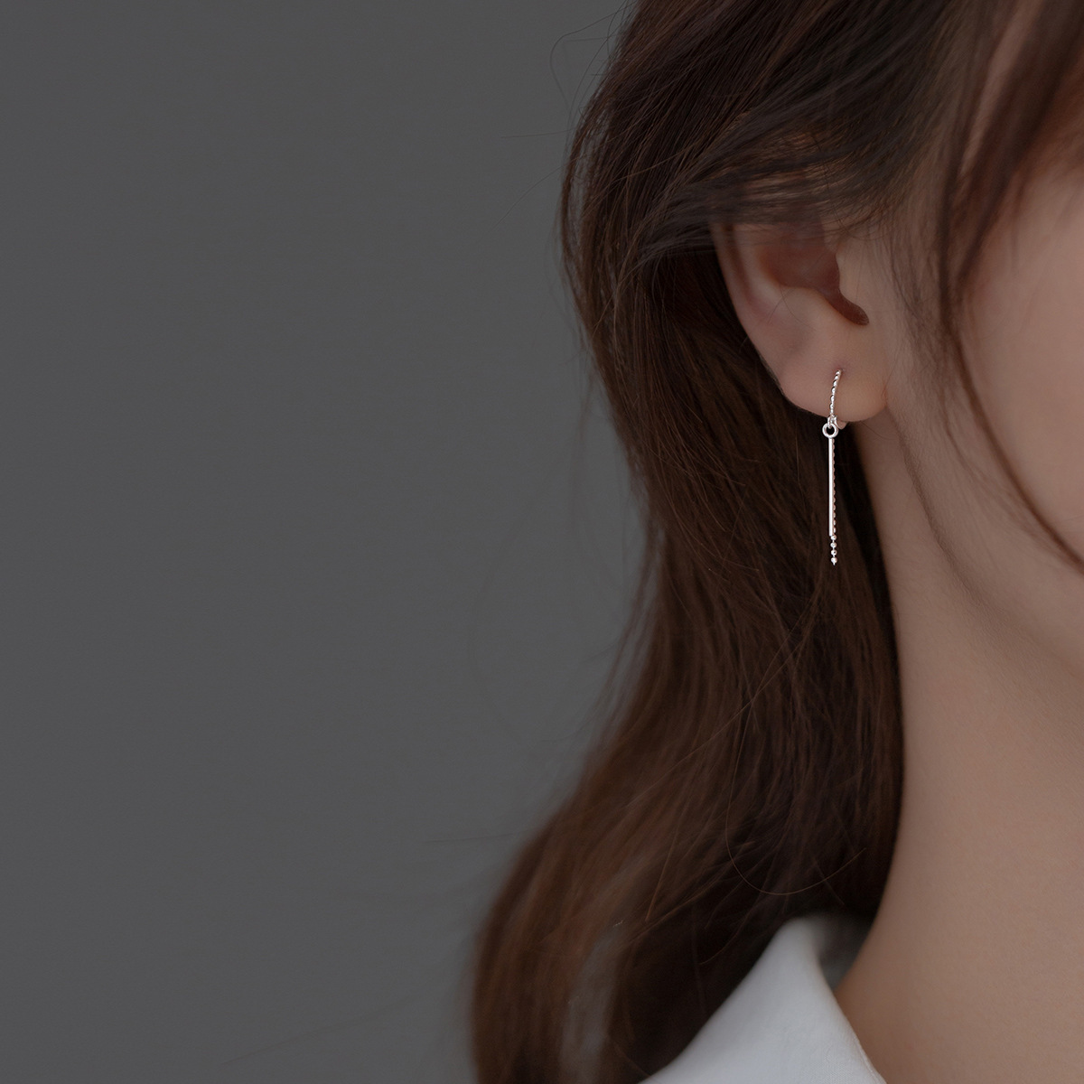 Eloch s925 plata un palo bordado perlas de orejas coreanas temperamento simple orejas para hombres y mujeres M01897