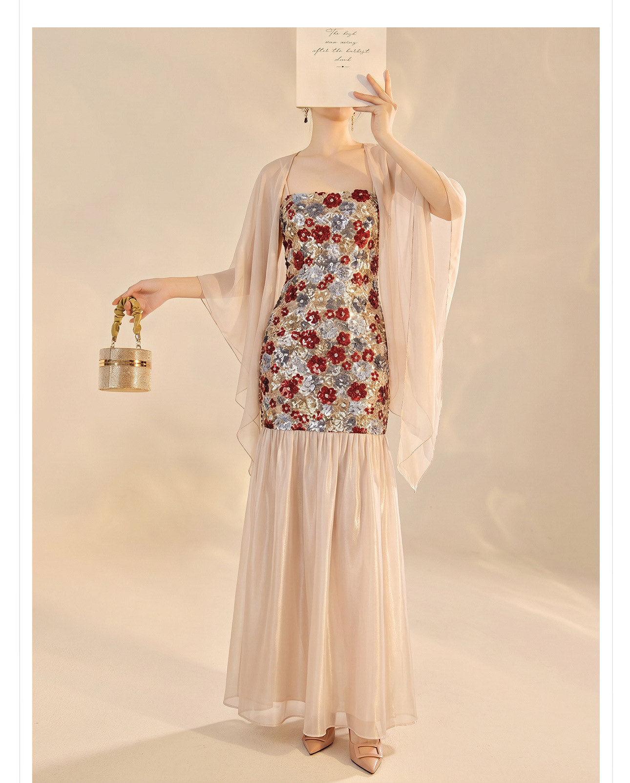 Bộ váy đầm dây thêu ren kết hợp áo khoác cardigan phong cách Trung Hoa mùa hè — Trang chủ, bộ đồ, đầm dây chi tiết 17