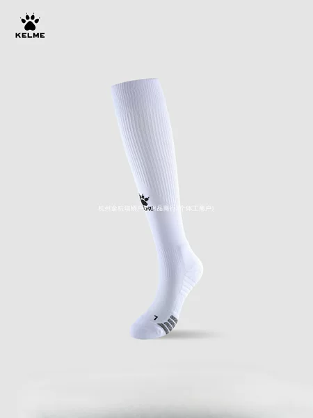 KELME men's long tube soccer socks, designed for teenagers and adults, suitable for professional matches, featuring sweat-wicking, wear-resistant, and anti-slip properties