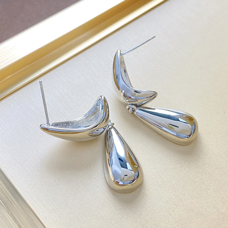 1 Pair Quantity Daily Occasion Copper Material 1 Pair Ig Style Simple Style Water Droplets Plating Copper Drop Earrings