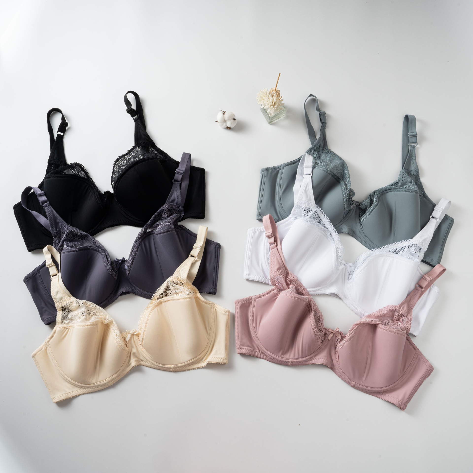 plus size underwear Europe and the United States cross-border deep V lace sexy beautiful back large cup G bra side gathered in stock