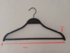 Black hook with sill anti-slip teeth clothes hanger 45CM 45*1.2CM