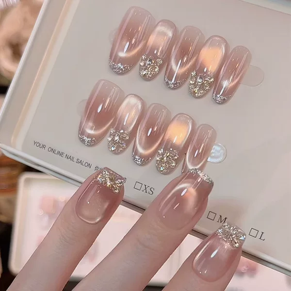 Xiaohongshu's Popular French-Style Wearable Nails with Sparkling Diamonds, Nude Pink Gradient, Cat-Eye Nail Art, Light Luxury and High-End Fake Nails