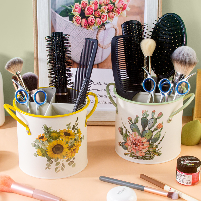 衛生間牙刷牙膏梳子置物架浴室梳子收納桶廁所洗漱台剃鬚刀收納筒