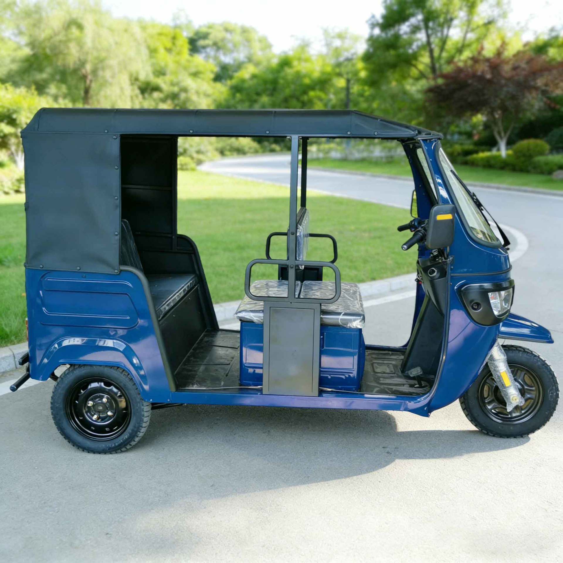 Fuel-powered passenger tricycle, passenger tricycle with sunshade and canopy, passenger tricycle for export and foreign trade