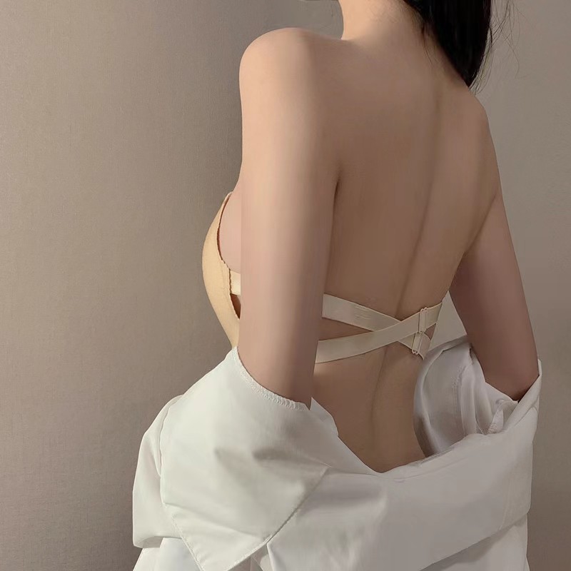 Sexy sin tirantes, hermoso pecho envuelto en la espalda, pecho pequeño, recogido, top de tubo de una palabra, antideslizante, sin anillo de acero, ropa interior sin costuras, mujer