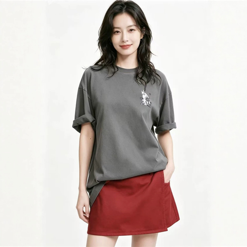 MO** same style as in the mall, 2026 autumn new fashion casual loose versatile short-sleeve round-neck T-shirt with back print MO** same style as in the mall, 2026 autumn new fashion casual loose versatile short-sleeve round-neck T-shirt with back print