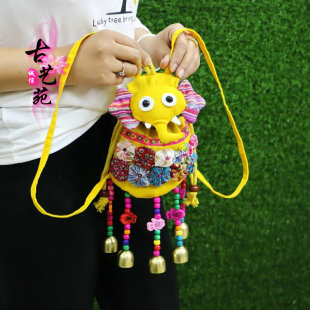 Ethnic children's back basket hand-stitched flower Bell cartoon animal shoulder color mini bag wind chime wholesale