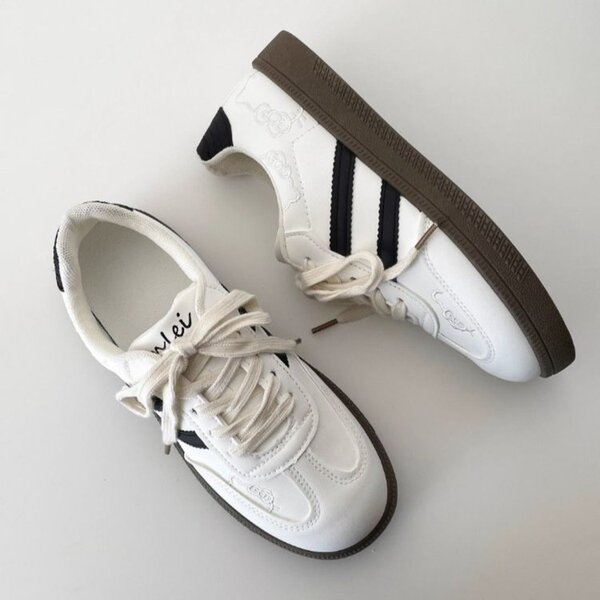 外贸批发时尚板鞋2025秋季新款拼色平底德训鞋韩版学生运动休闲鞋