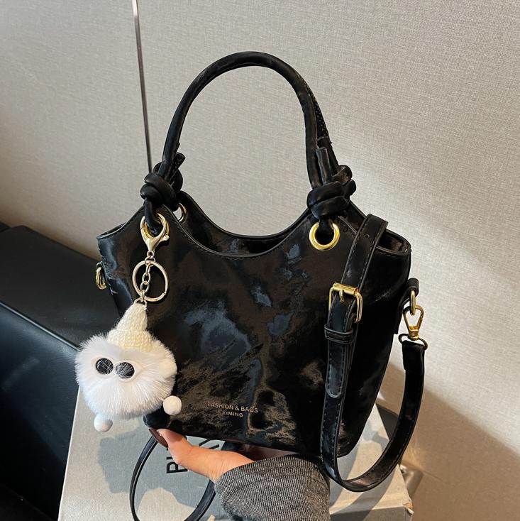 Niche Zhong bolso de mano de moda para mujeres 2025 nuevo diseño de moda bolso de hombro estilo extranjero versátil bolso de alta calidad