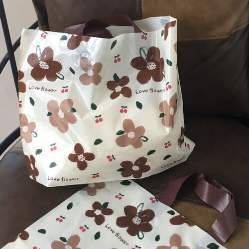 PE plastic shoulder bag with logo printing for gift packaging, suitable for women's and children's clothing stores, shopping bags