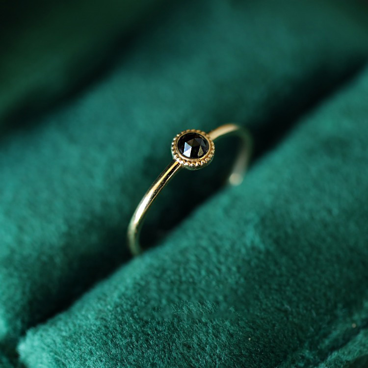 Zircon Inlaid Silver Ring
