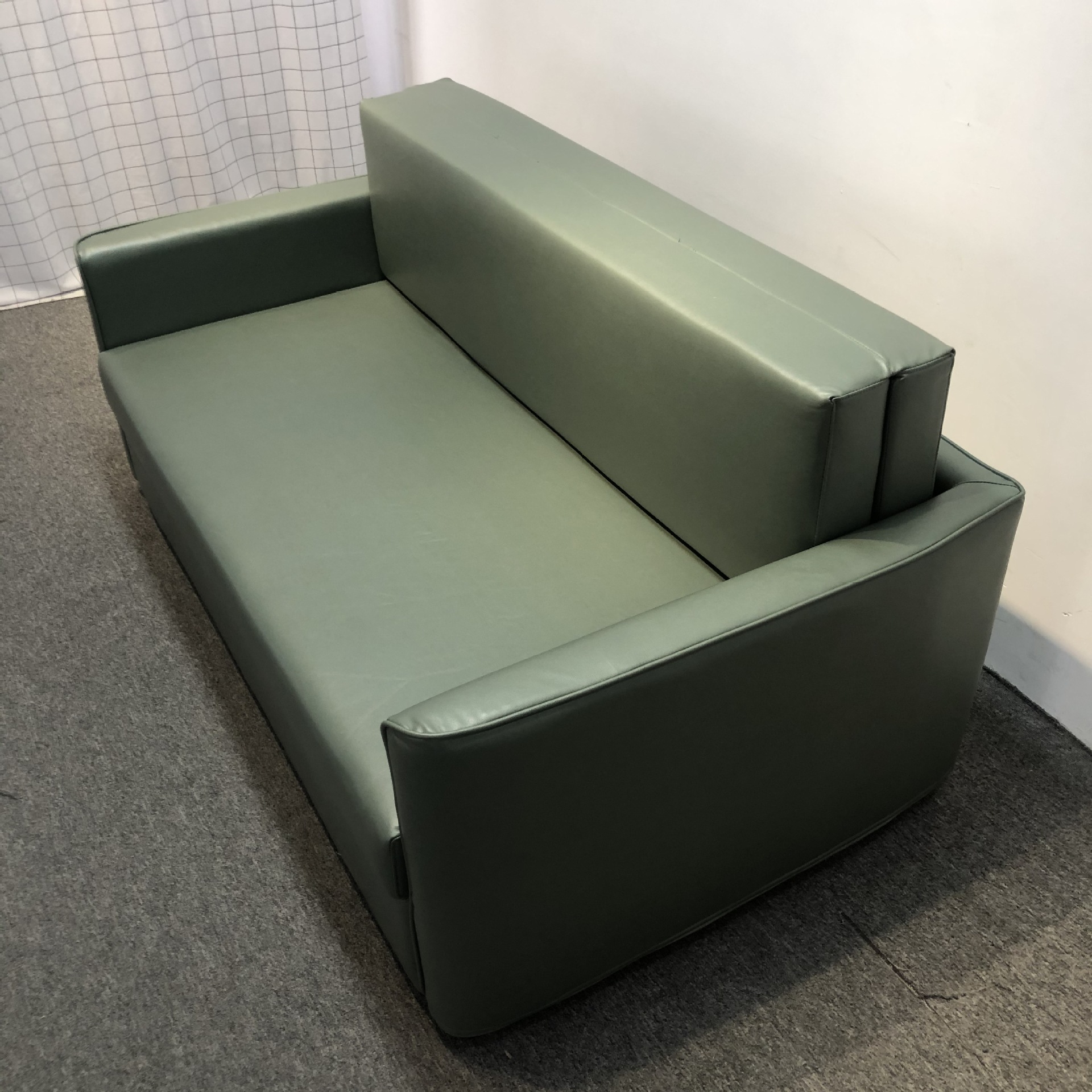 Tecnología de tela de arena sin lavado, sofá cama de almacenamiento multifuncional simple y moderno para casa pequeña, plegable para peinar