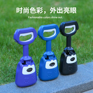Dogs shovel excrement dogs lengthen toilet pickers go out to walk dogs to pick up excrement bags excrement bags pick up dogs to clip pet supplies##