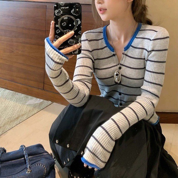 撞色条纹针织开衫女2025年早秋季韩系穿搭chic修身内搭打底上衣女|undefined