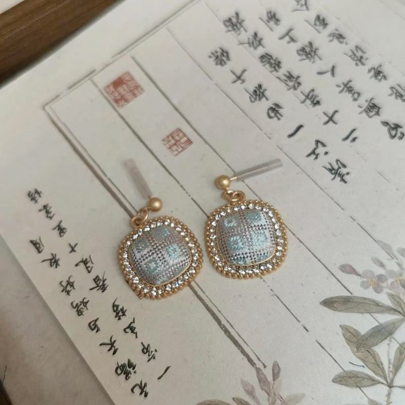 新中式DIY非遗壮锦方糖耳环时尚高级感港风复古汉服旗袍耳饰伴手|undefined